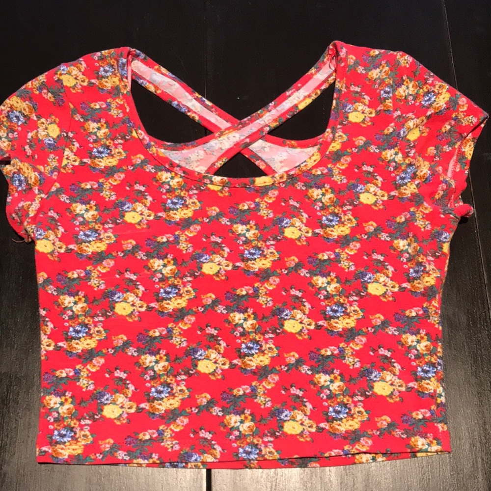 Crop top